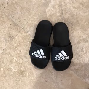 adidas slide for kids
